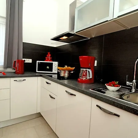 Luna - Beautiful, Modern And Luxurious فندق