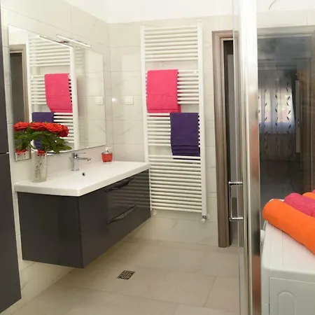 Luna - Beautiful, Modern And Luxurious